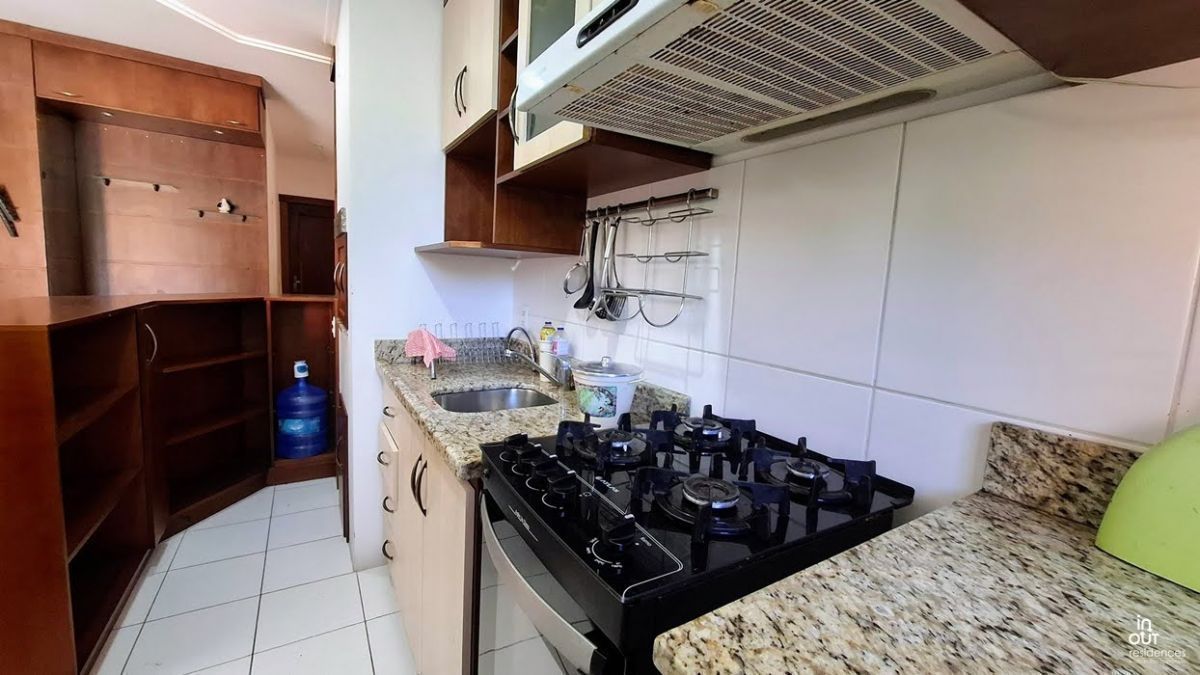 Apartamento c/ 2 dormitórios em condomínio com estrutura completa