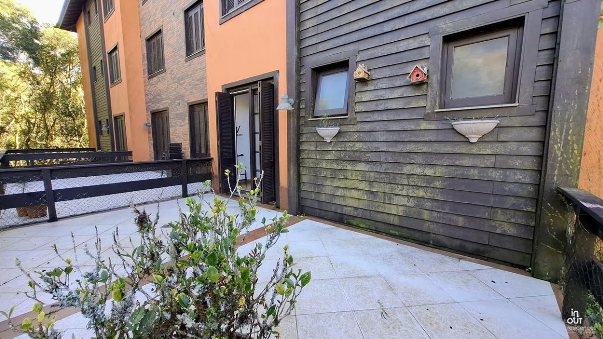 Apartamento c/ 2 dormitórios em condomínio com estrutura completa