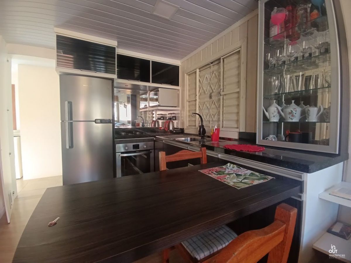 Casa com 2 quartos e excelente móveis planejados em Canela