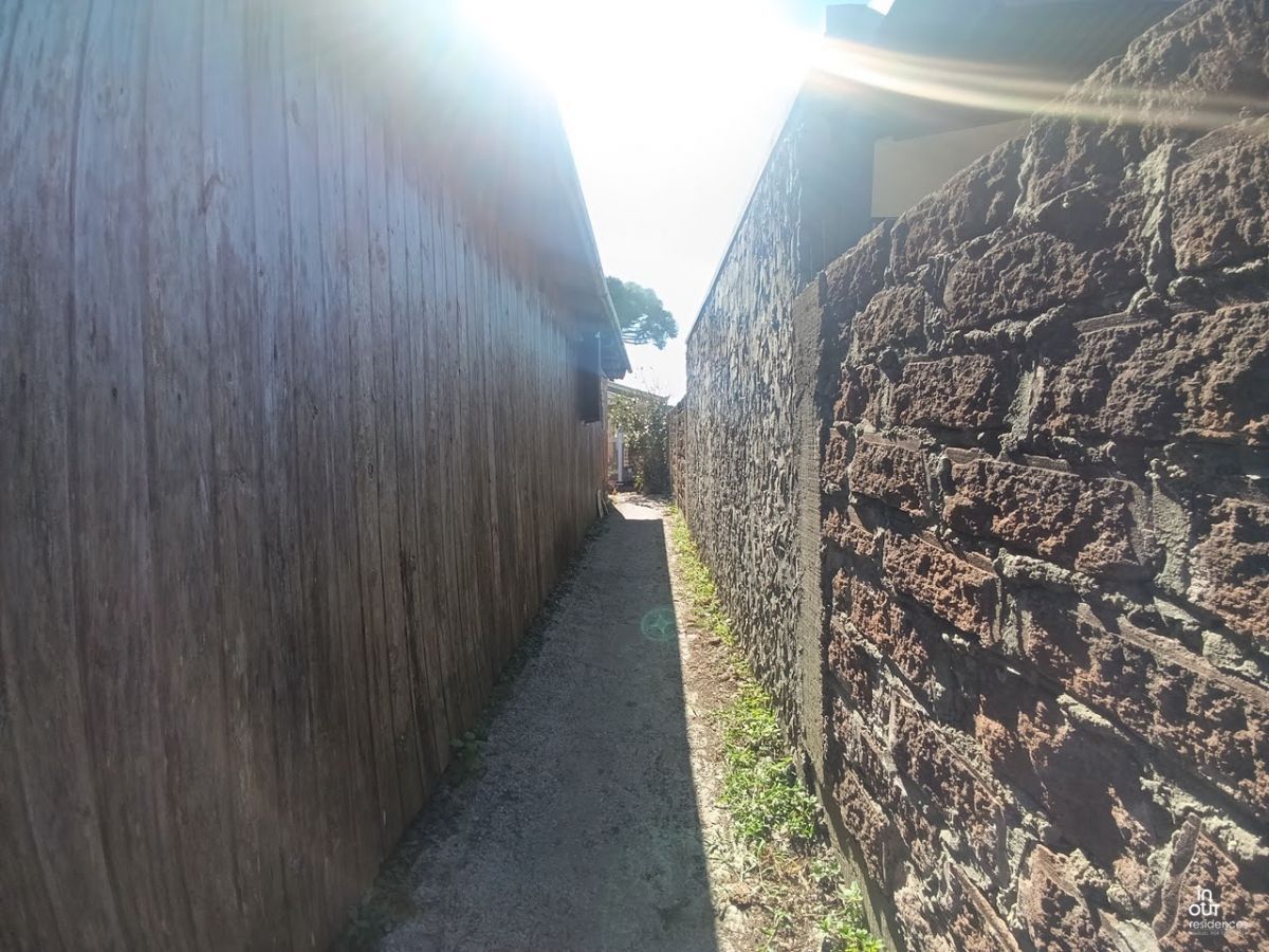 Casa com 2 quartos e excelente móveis planejados em Canela