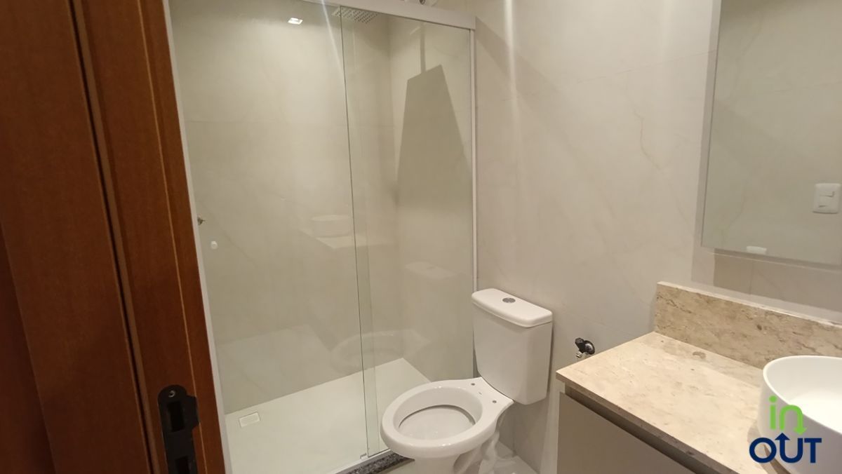 Apartamento novo semimobiliado com suíte no centro de Canela