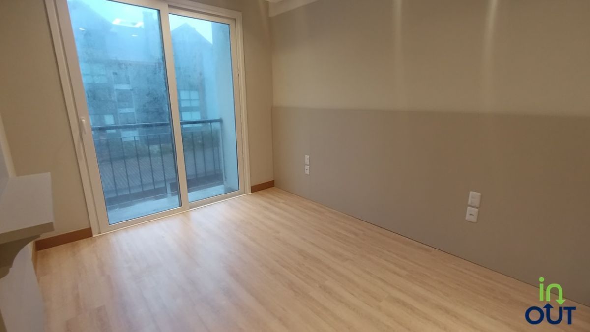 Apartamento novo semimobiliado com suíte no centro de Canela