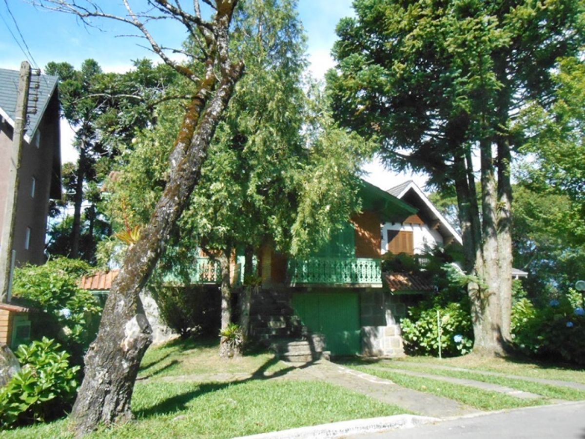 Casa com 3 Dormitórios