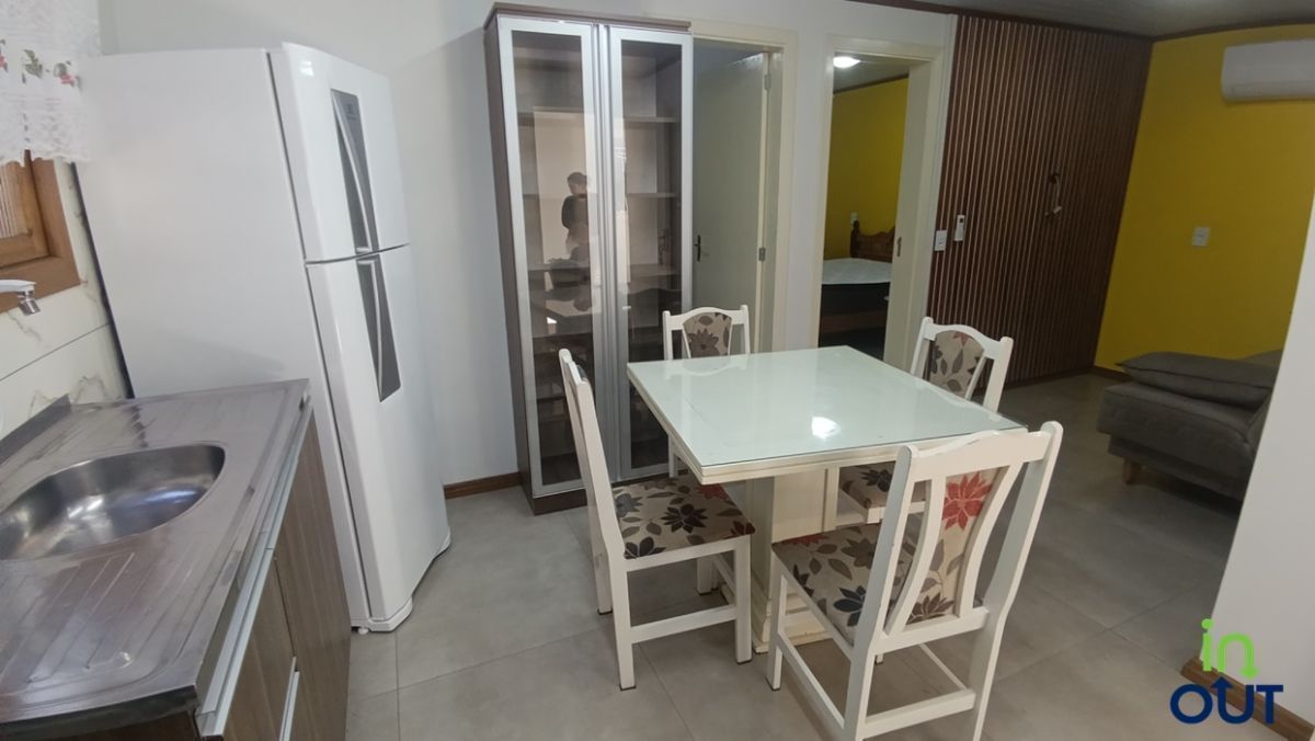 Excelente apartamento mobiliado com 2 dormitórios