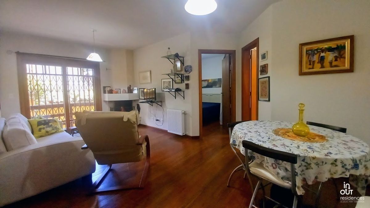 Apto. bem localizado no centro de Gramado