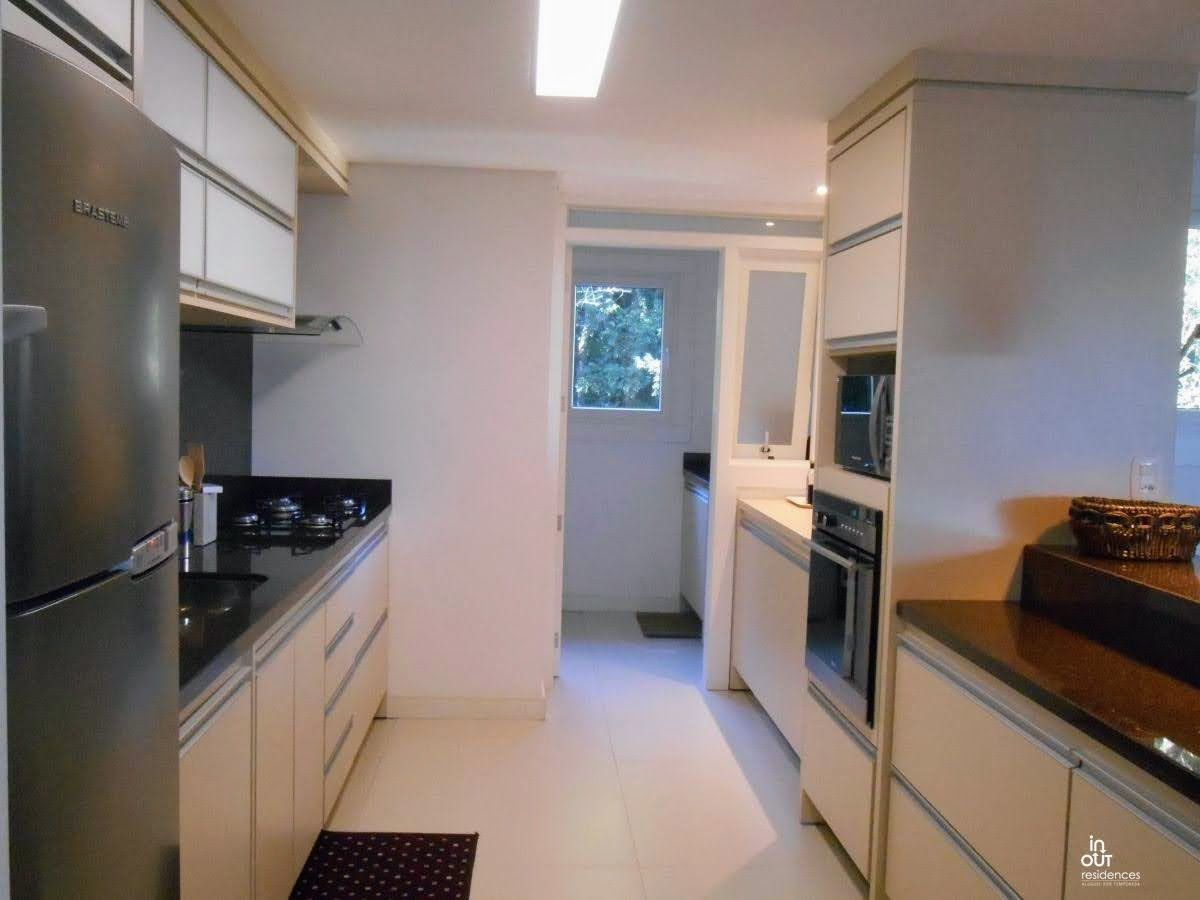 Belíssima cobertura no centro de Gramado com3 Suítes