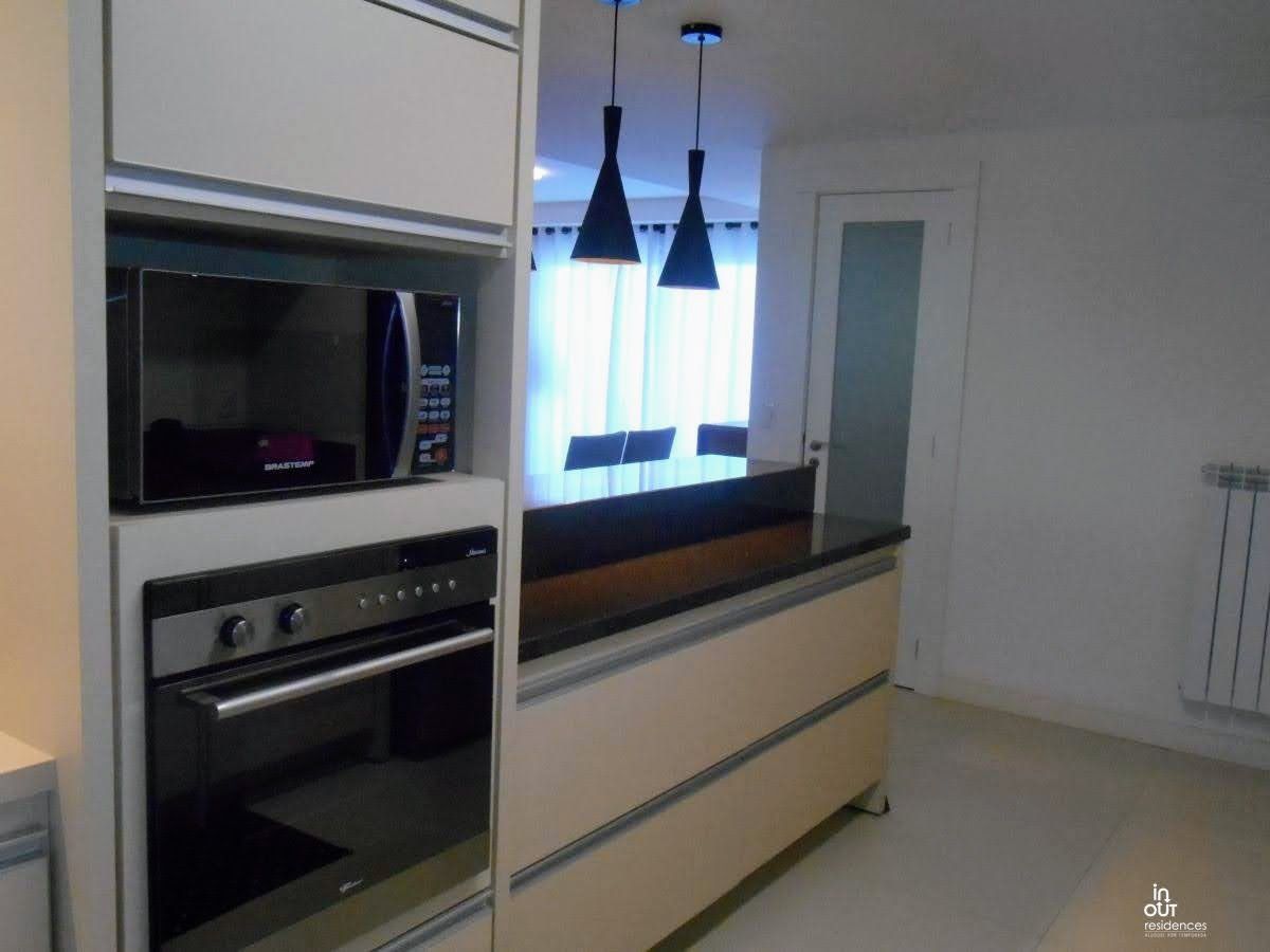 Belíssima cobertura no centro de Gramado com3 Suítes