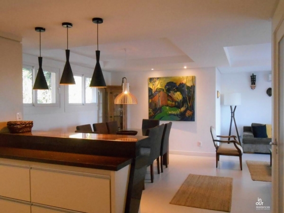 Belíssima cobertura no centro de Gramado com3 Suítes