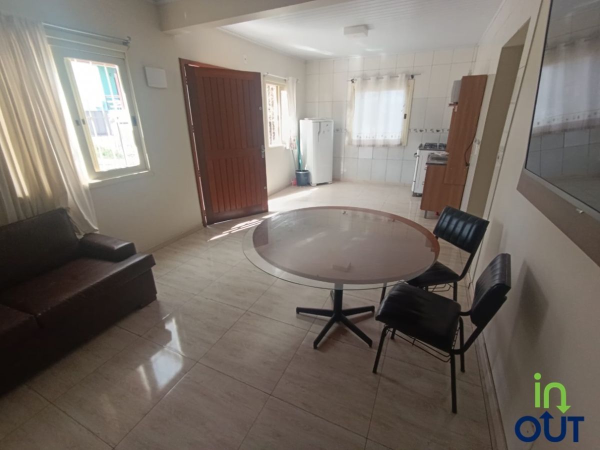Excelente apartamento no Térreo semimobiliado com 2 quartos