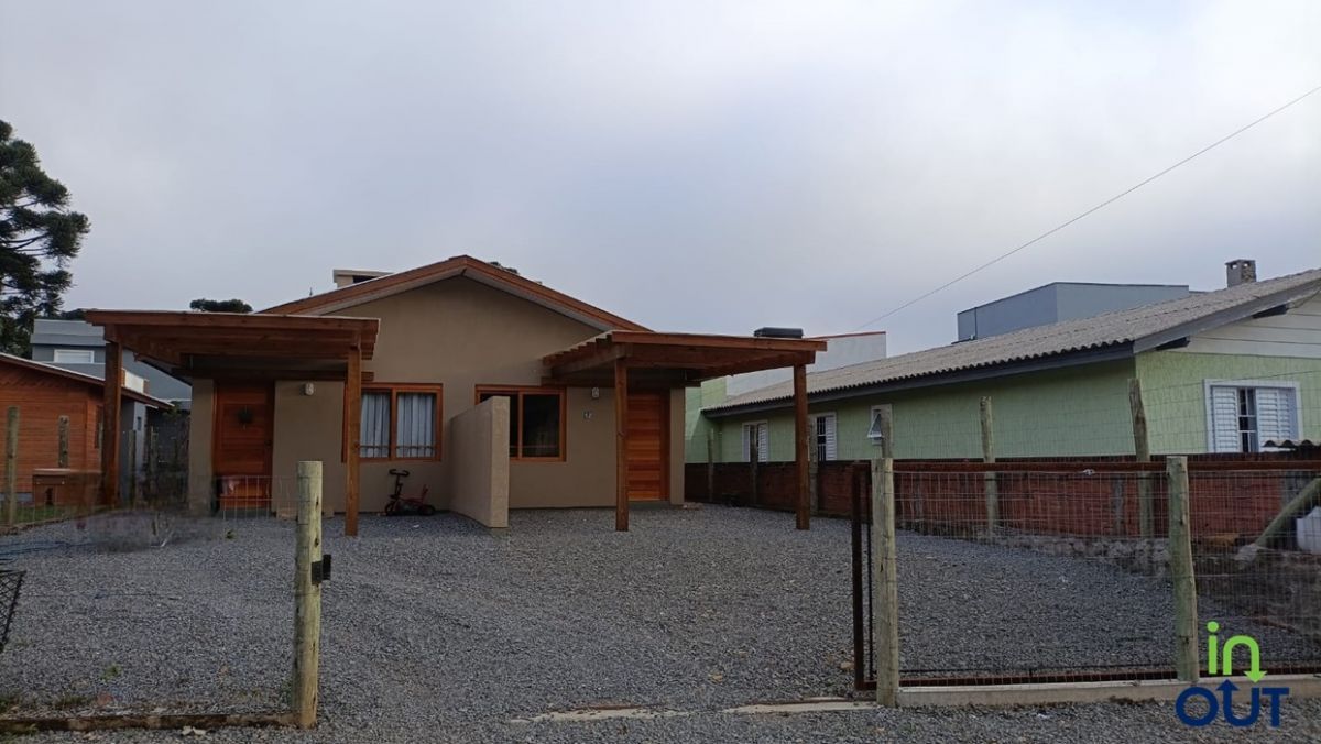 Casa nova geminada com 2 quartos