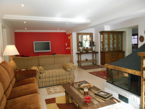 Apartamento Luxuoso em Gramado: Refúgio Perfeito para Férias Inesquecíveis