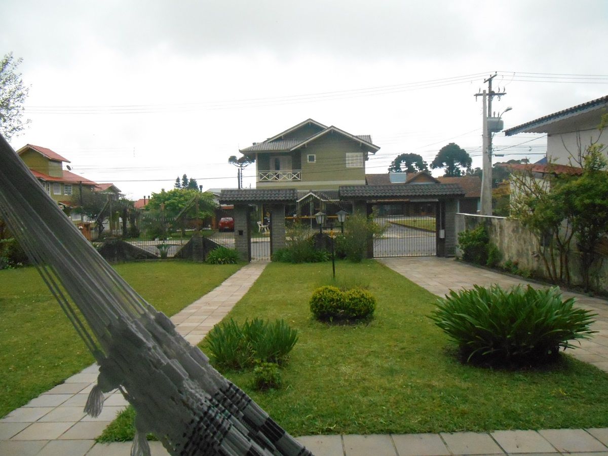 Excelente casa em Gramado próximo a Av. das Hortênsias