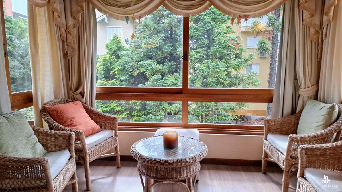 Apto. em Gramado em frente a Praça das Etnias