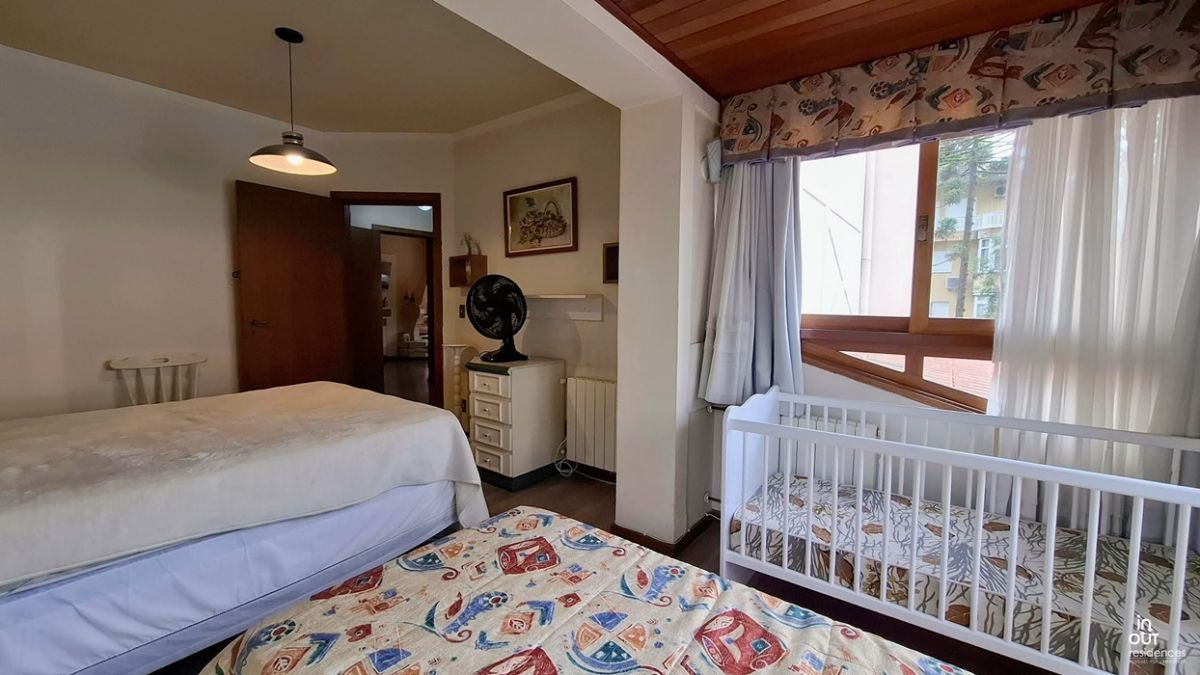 Apto. em Gramado em frente a Praça das Etnias