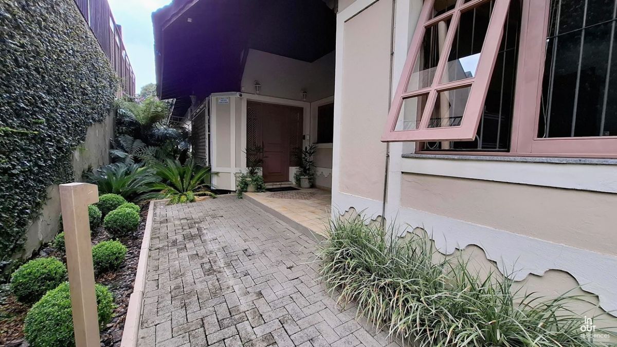 Apto. em Gramado em frente a Praça das Etnias