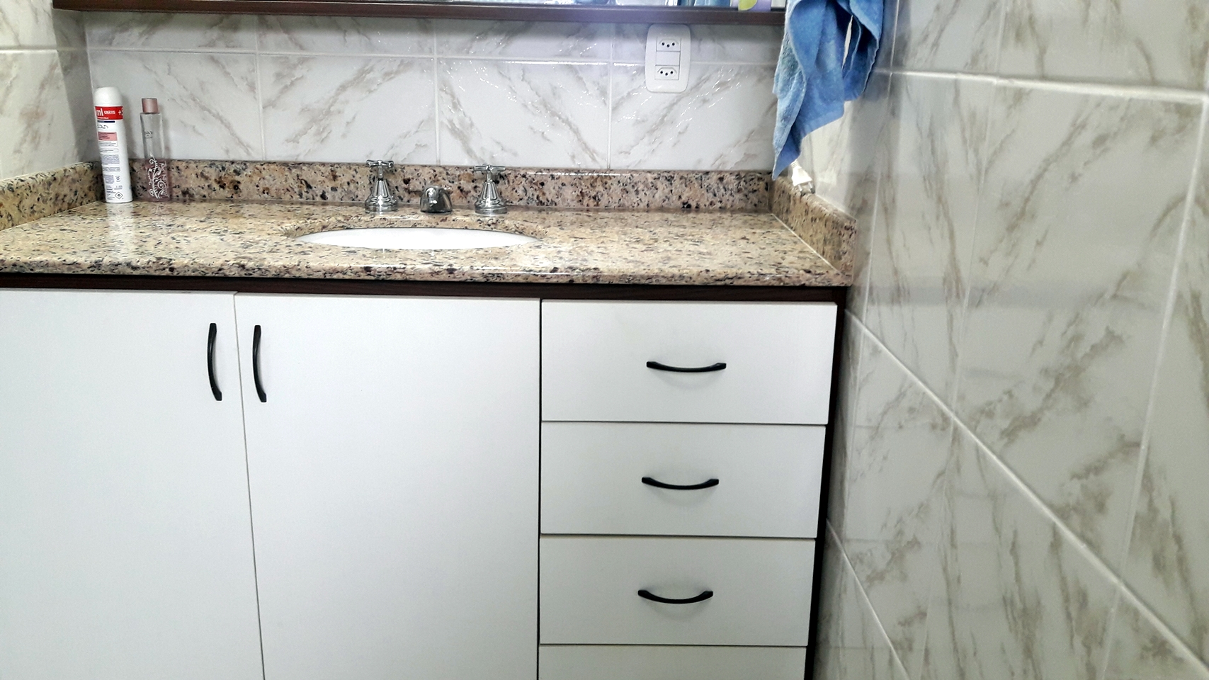 Apto. em Canela próximo ao centro com suíte Apto. em Canela próximo ao centro com suíte