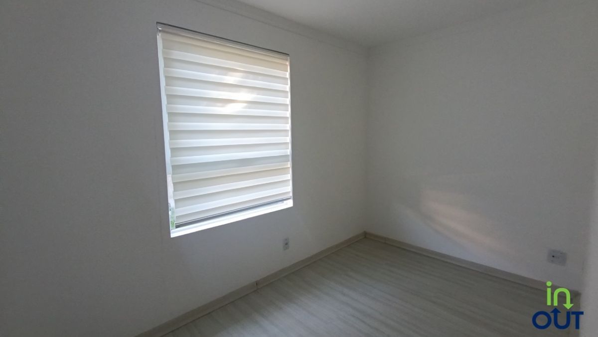 Sala comercial em frente ao Hospital de Canela