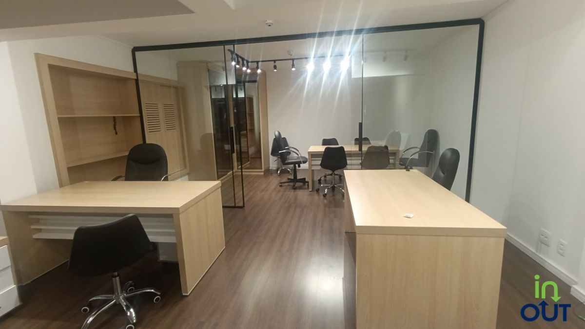 Sala comercial na Avenida Borges de Medeiros