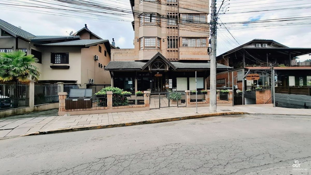 SALA COMERCIAL - 2 PISOS - CENTRO DE GRAMADO