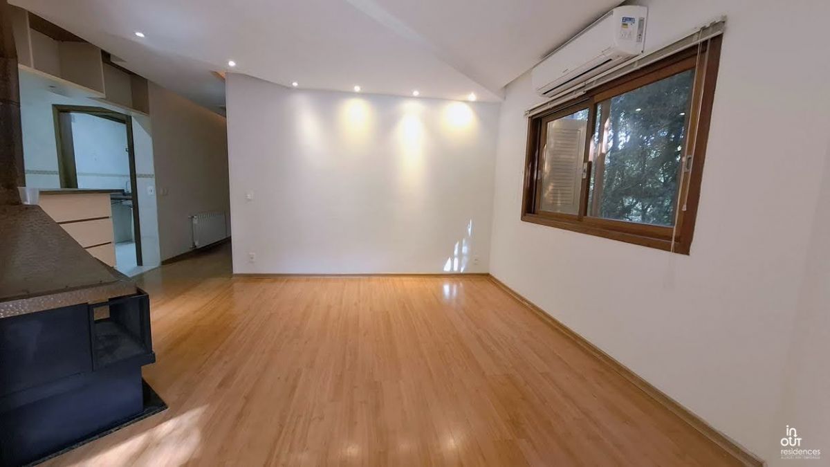 Apartamento 2 Dorm - Suíte + Lareira | Estrada do Caracol