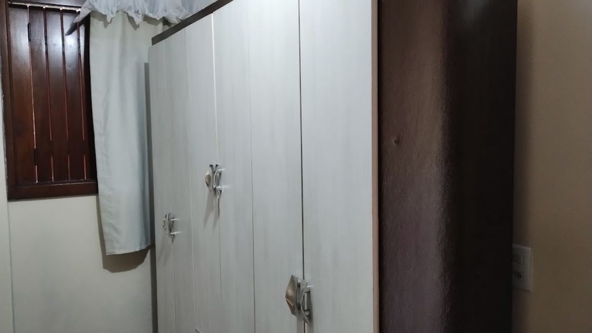 Kitnet semimobiliado no bairro Dutra