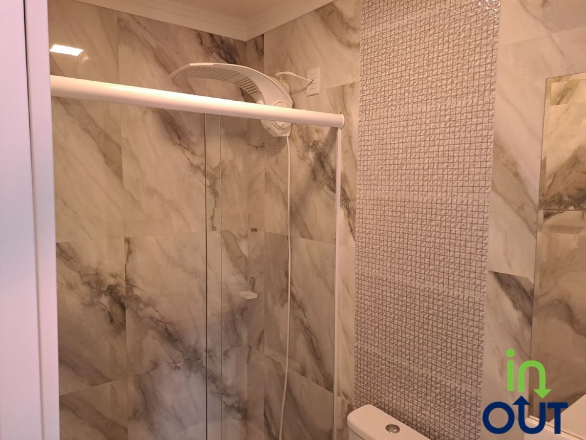 Casa geminada excelente em condomínio fechado