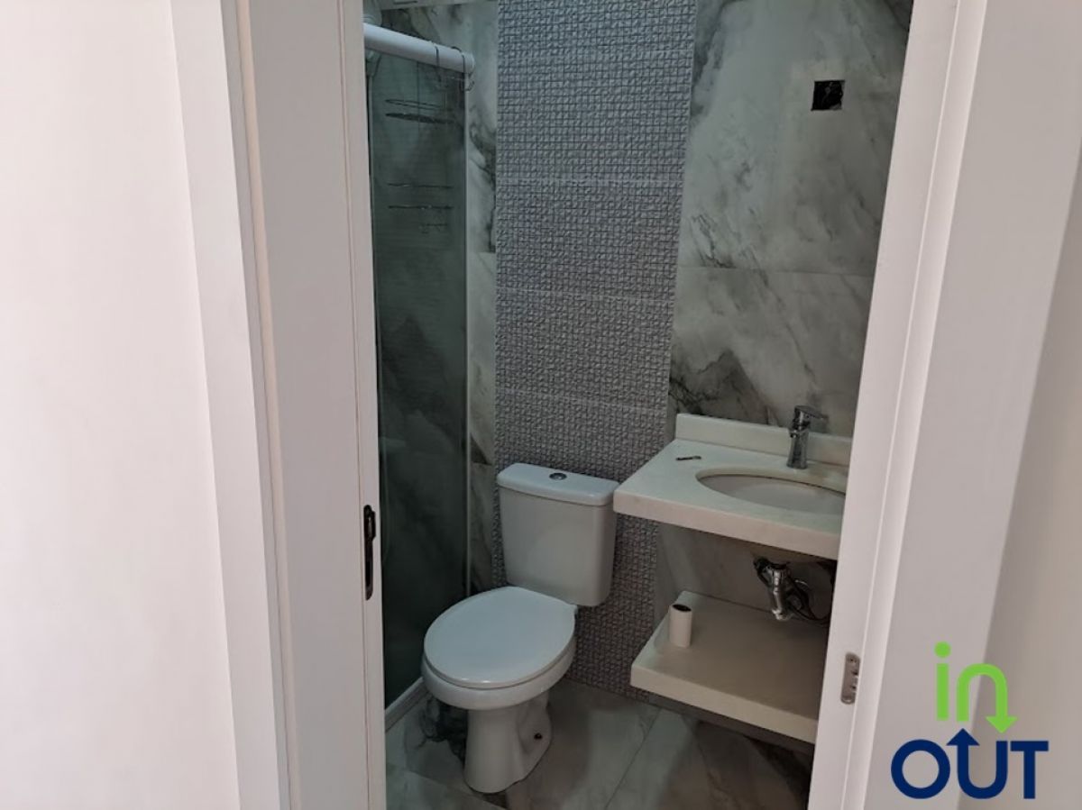 Casa geminada próxima ao centro