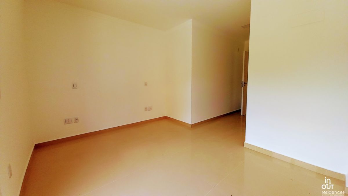 Casa geminada duplex com duas suites