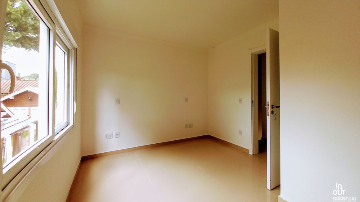 Casa geminada duplex com duas suites