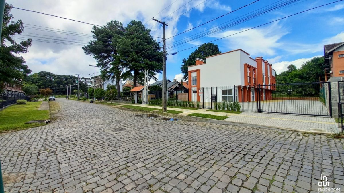 Casa geminada duplex com duas suites