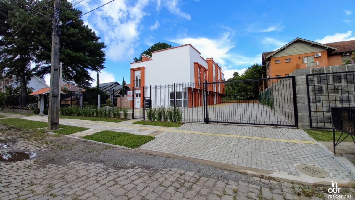 Casa geminada duplex com duas suites