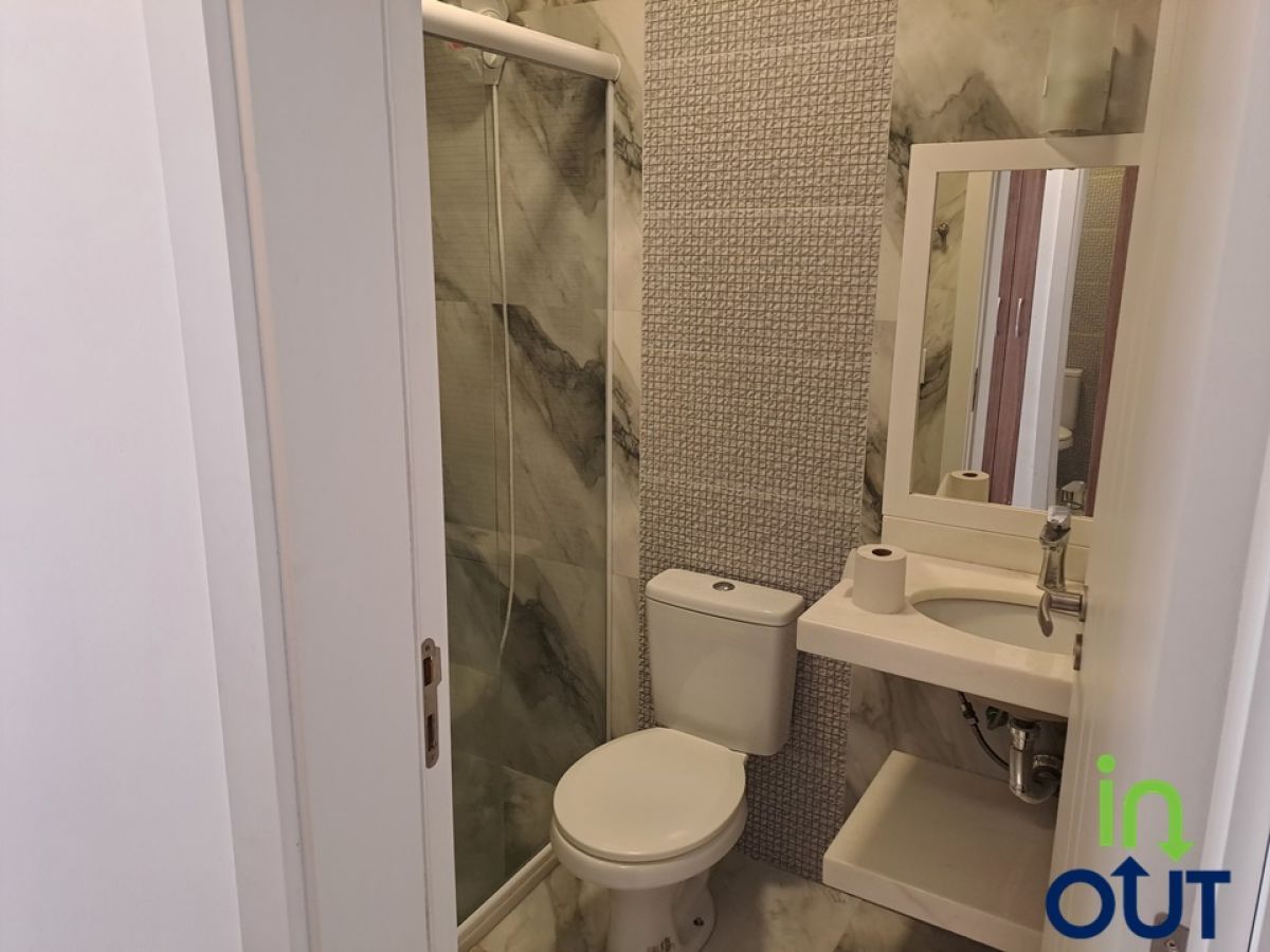 Casa Geminada Mobiliada e espaçosa em localização privilegiada