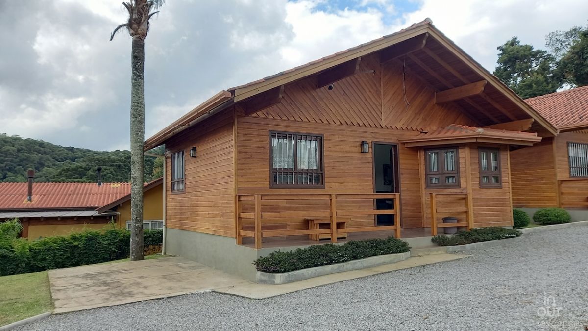 Chalé 2 Dormitórios em Gramado