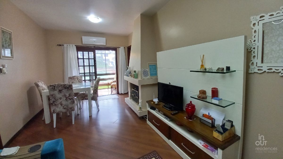 2 Dormitórios em condomínio com piscina no Lago Negro