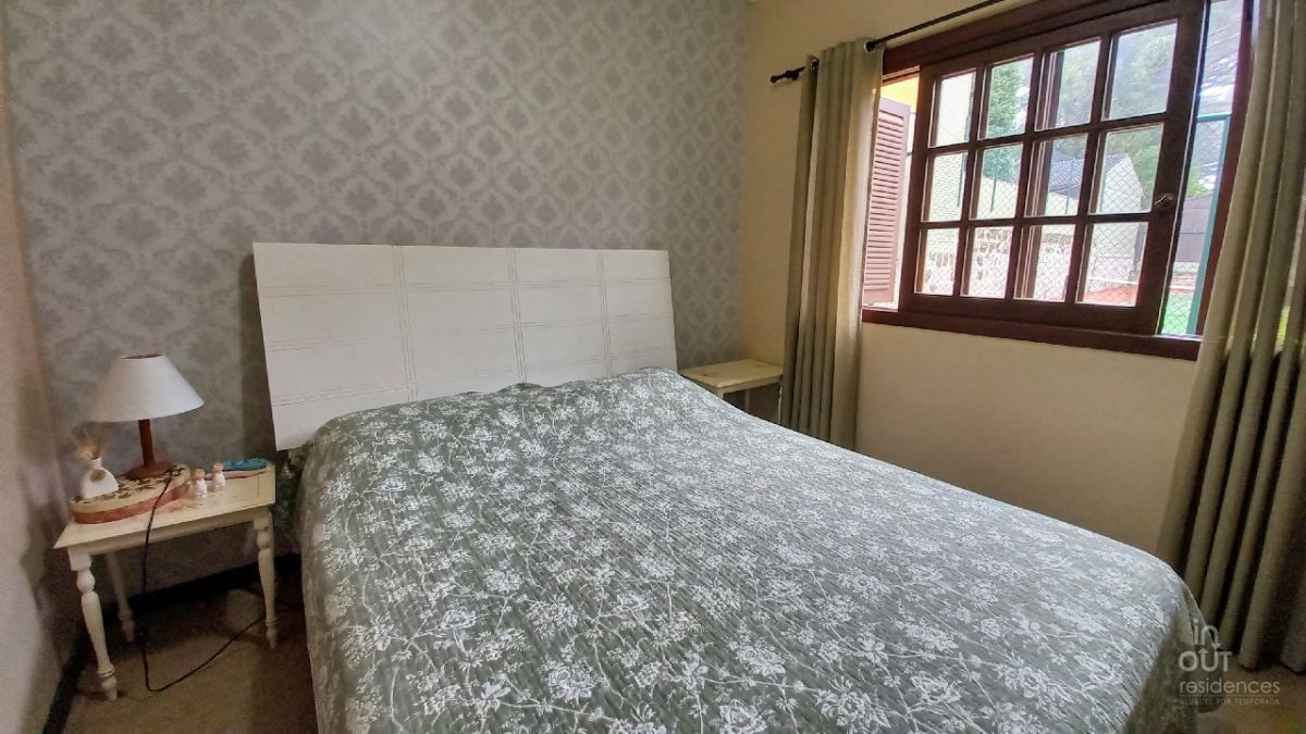 2 Dormitórios em condomínio com piscina no Lago Negro