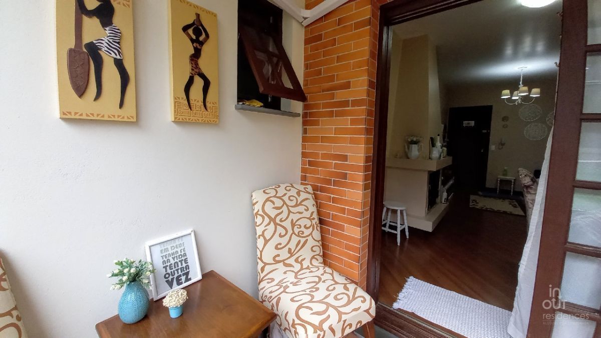 2 Dormitórios em condomínio com piscina no Lago Negro