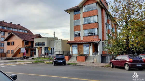 Apartamento Novo e Semimobiliado em frente a UCS em Canela