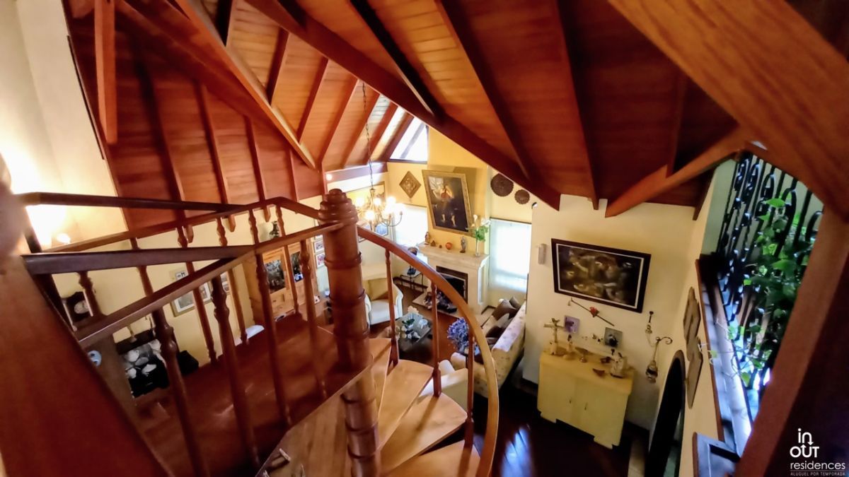 Encantadora casa 3 Dormitórios no Centro de Canela