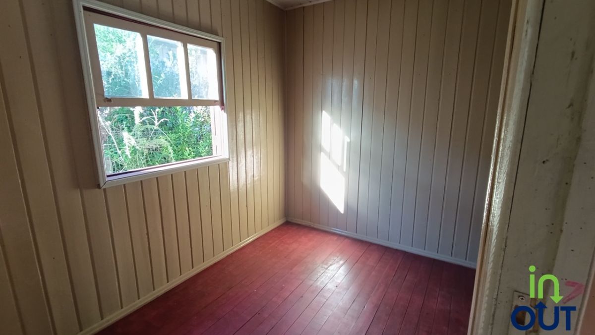 Casa de madeira com 3 quartos em Gramado.