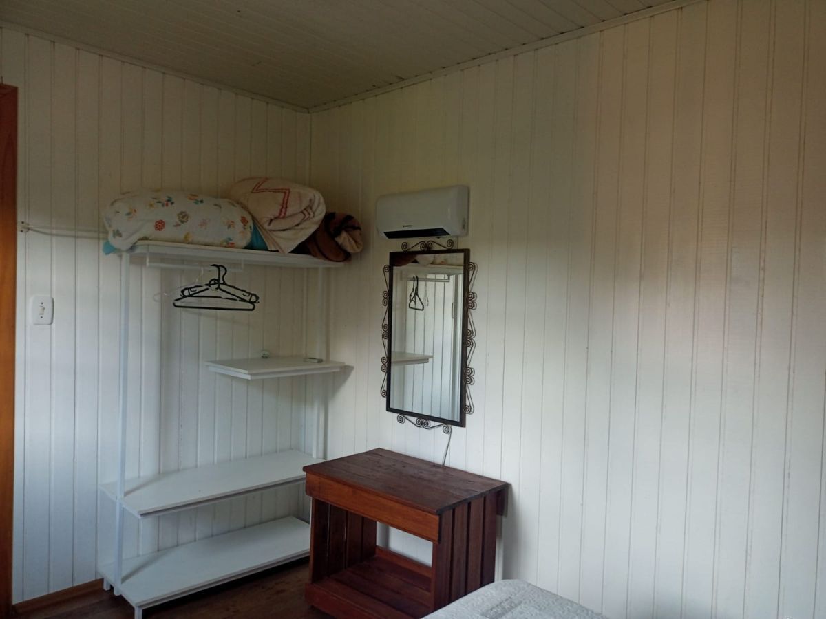 Casa mobiliada com 3 dormitórios em Gramado