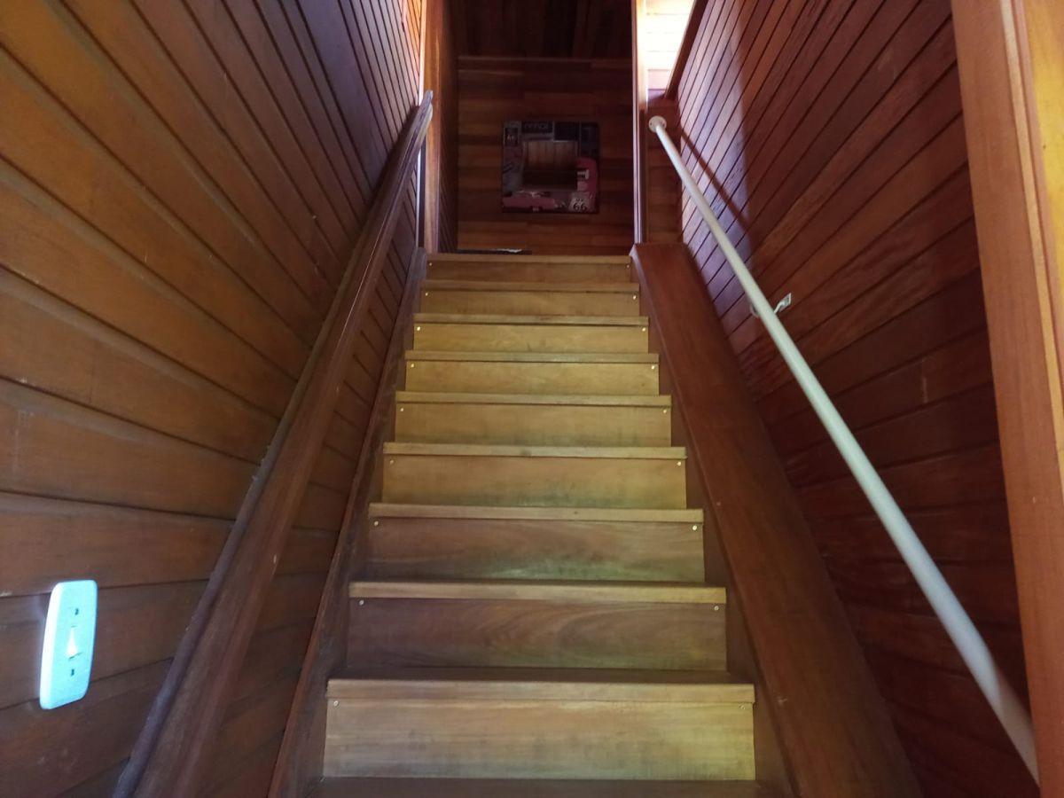 Casa mobiliada com 3 dormitórios em Gramado