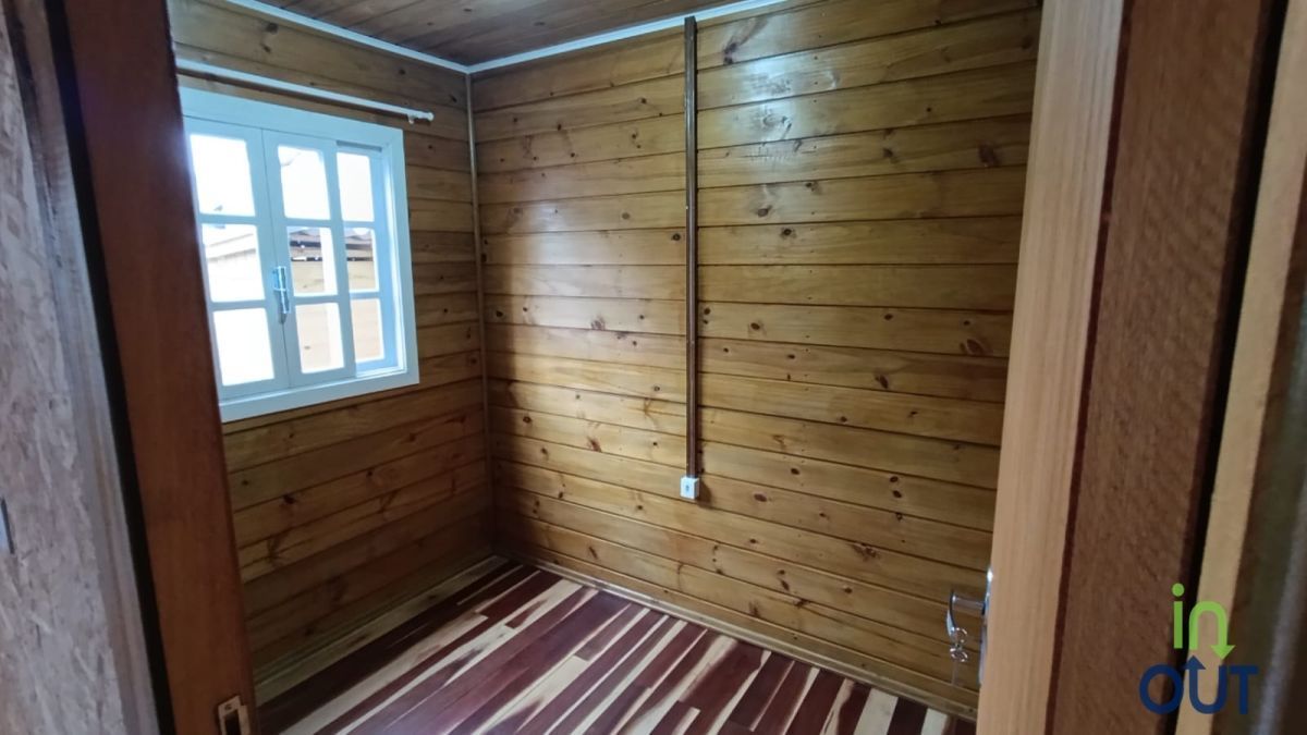 Casa com 2 quartos no bairro Floresta