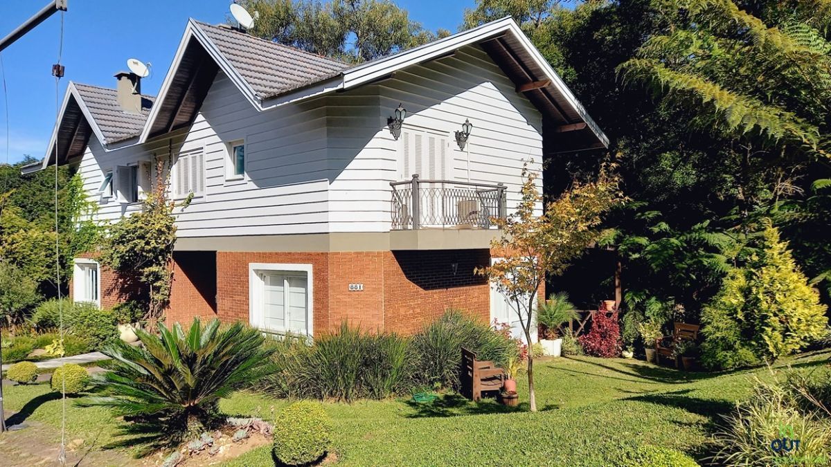 Casa 3 Dormitórios com suíte no Quinta da Serra