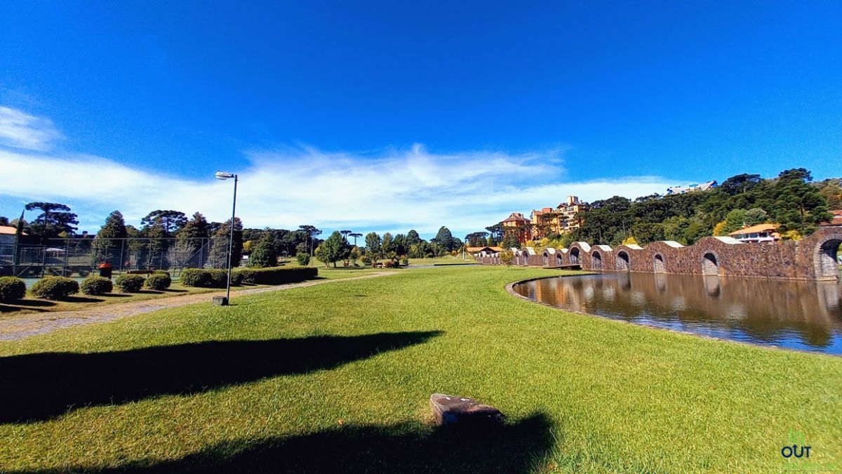 Casa 3 Dormitórios com suíte no Quinta da Serra