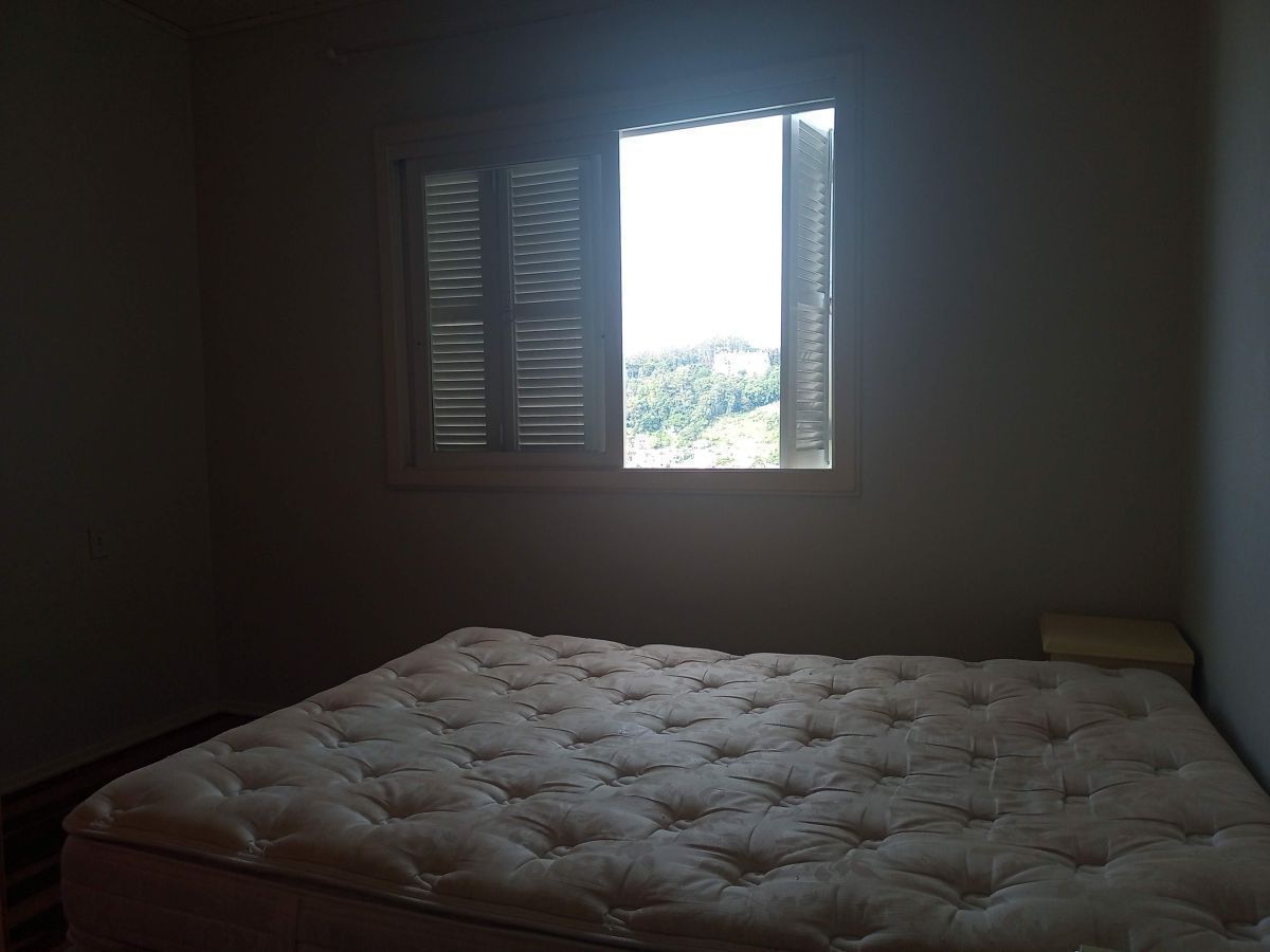Casa 3 dormitórios Floresta
