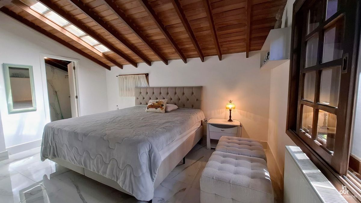 Belíssima  Casa 3 Dormitórios na Vila Suzana em Canela