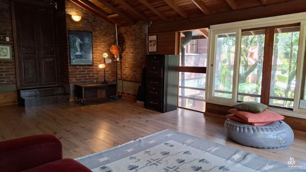 Belíssima  Casa 3 Dormitórios na Vila Suzana em Canela