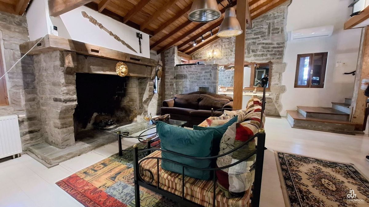 Belíssima  Casa 3 Dormitórios na Vila Suzana em Canela