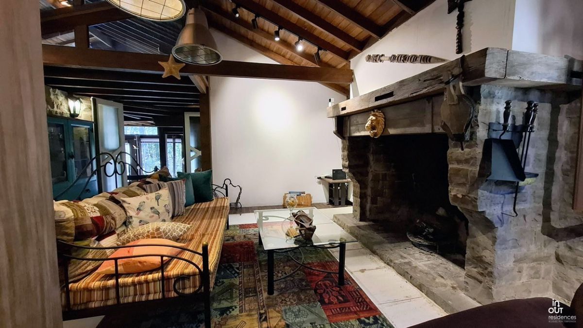 Belíssima  Casa 3 Dormitórios na Vila Suzana em Canela