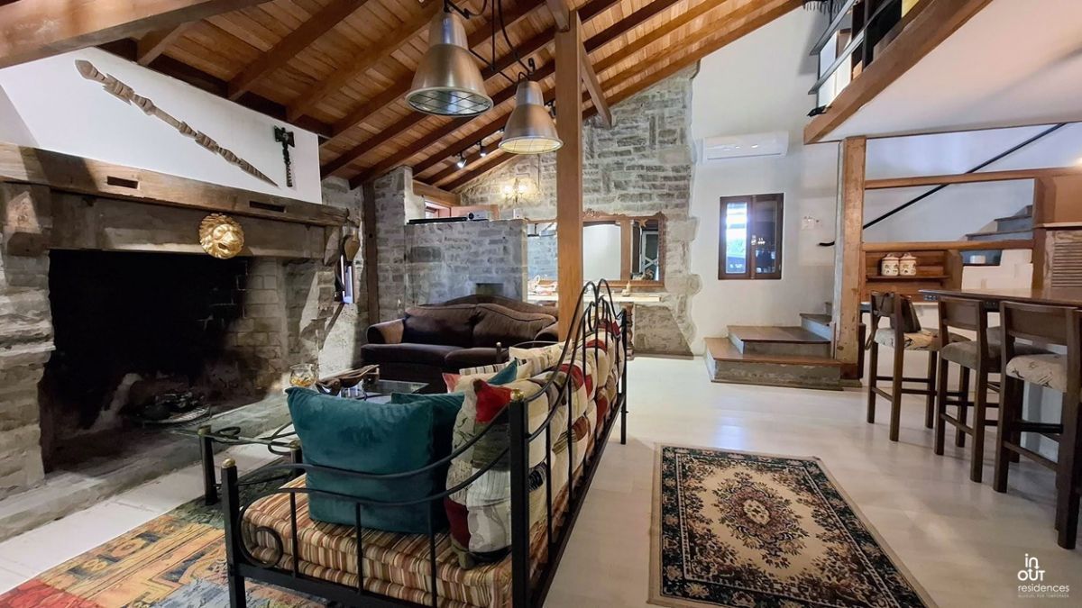 Belíssima  Casa 3 Dormitórios na Vila Suzana em Canela